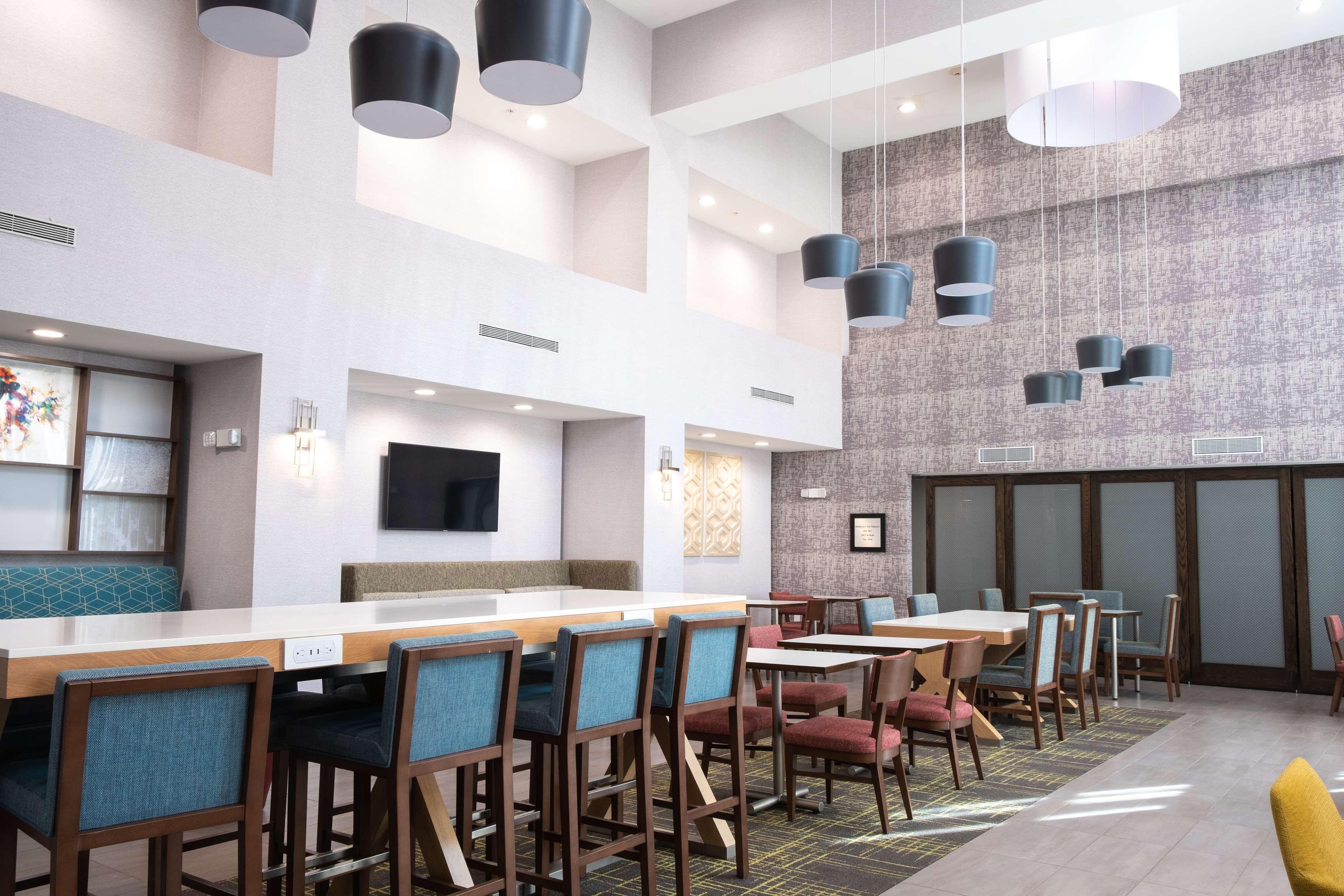 Hampton Inn And Suites Dallas/Lewisville-Vista Ridge Mall Buitenkant foto