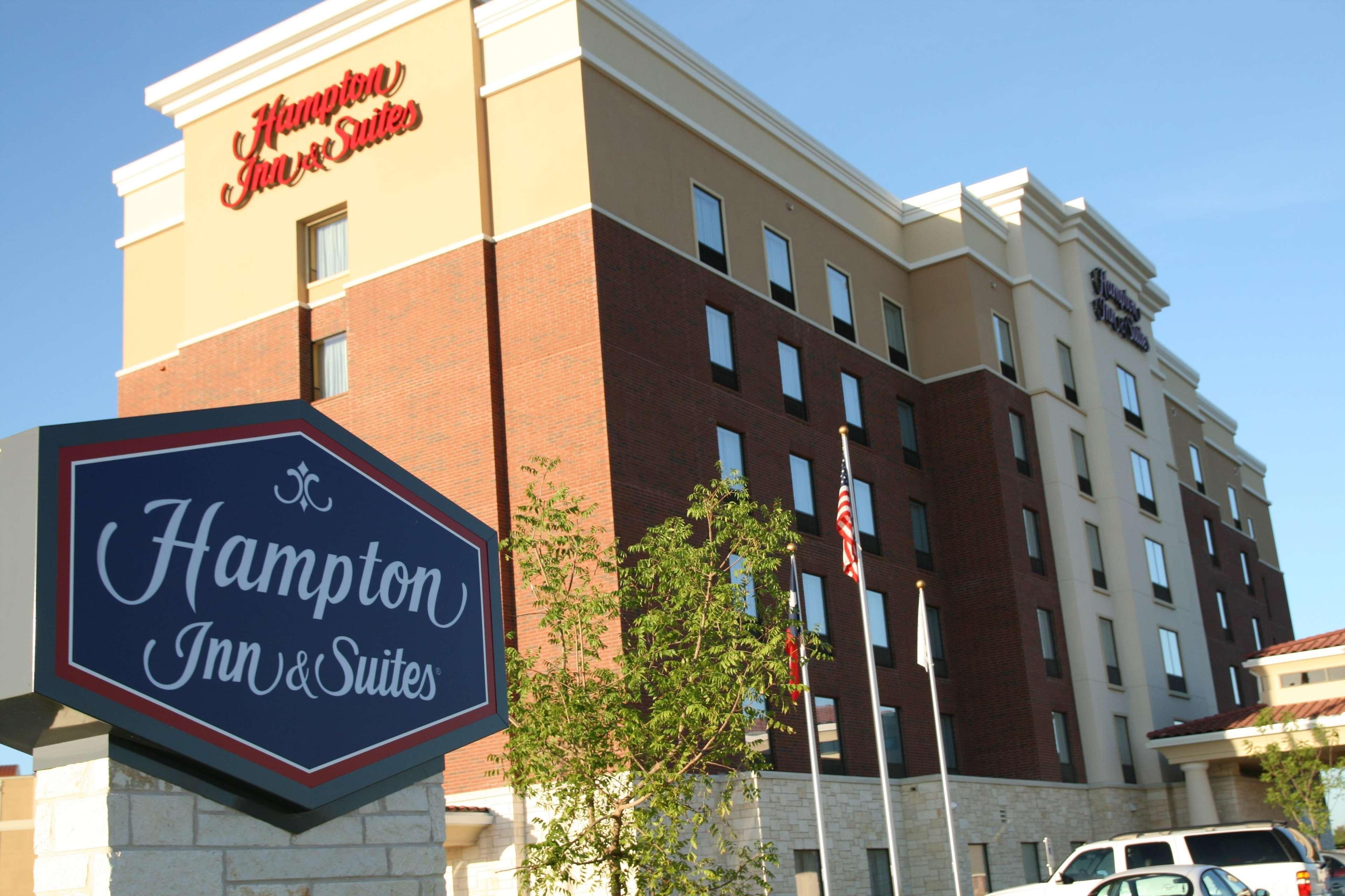 Hampton Inn And Suites Dallas/Lewisville-Vista Ridge Mall Buitenkant foto