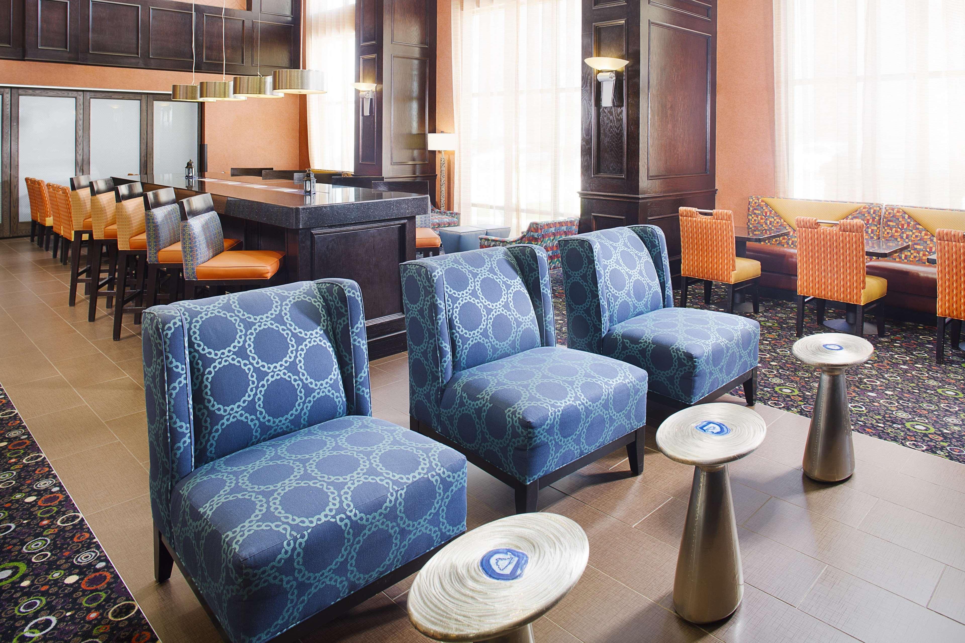 Hampton Inn And Suites Dallas/Lewisville-Vista Ridge Mall Buitenkant foto